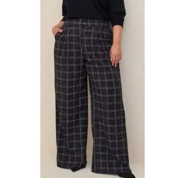 Torrid Wide Leg Crepe Ink Dot Plaid Pants Plus Size 28 - Picture 2 of 11